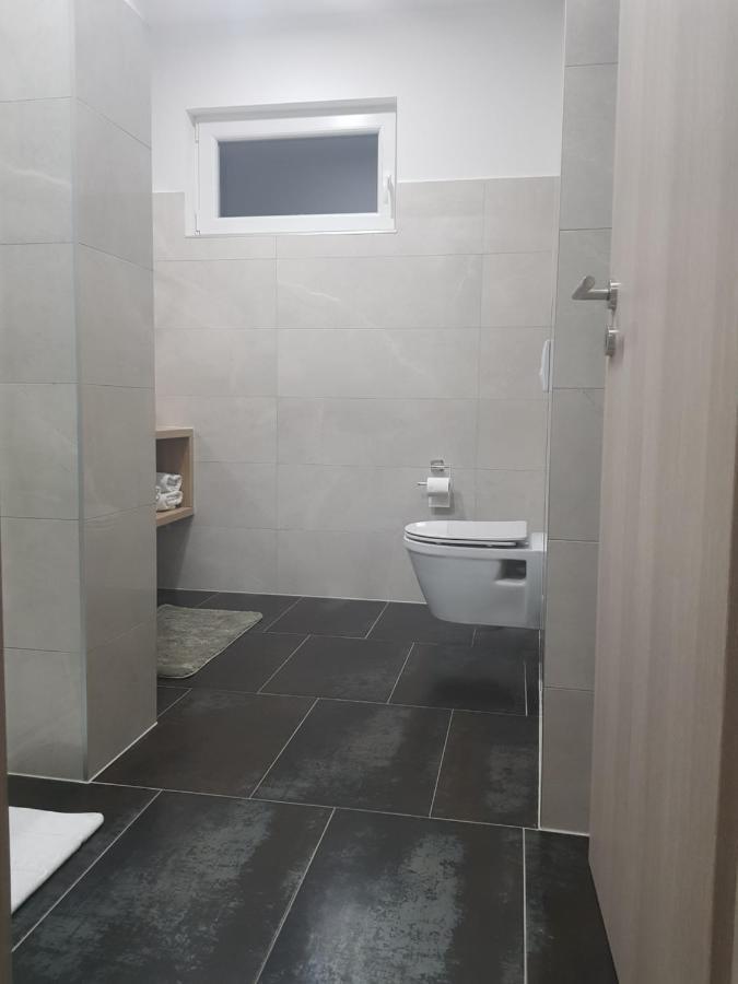 Rooms Vanteo Korenica Ngoại thất bức ảnh
