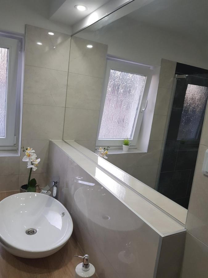 Rooms Vanteo Korenica Ngoại thất bức ảnh